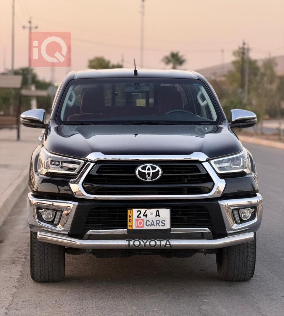 تويوتا هايلوكس